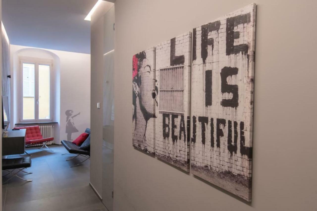 Banksy - Arte In Centro Citta Daire Parma Dış mekan fotoğraf
